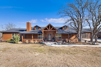 542 Whispering Oaks, Sunset, TX 76270