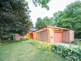 3310 Noeske St, Midland, MI 48640