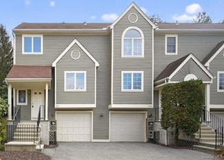 301 Kensington Way, Mount Kisco, NY 10549