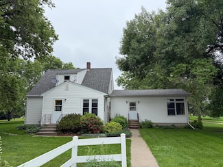 31678 Liberty Ave, Redwood Falls, MN 56283