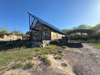 418 10 Bears Trail, Howardwick, TX 79226
