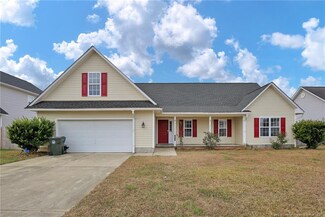 1514 Bridgeton Way, Fayetteville, NC 28312