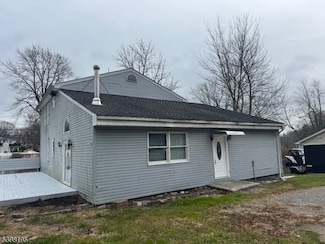 252 Wiscasset Rd, Highland Lakes, NJ 07422