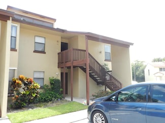 1110 Lakeview Dr E Unit 10, Royal Palm Beach, FL 33411