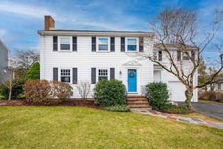 20 Dunbarton Rd, Needham, MA 02492