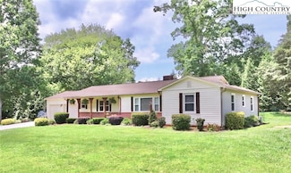 4897 Calico Rd, Lenoir, NC 28645