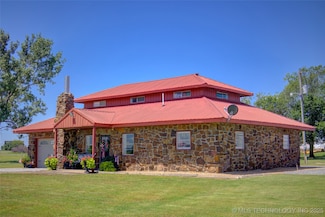 9449 S 74th St W, Oktaha, OK 74450