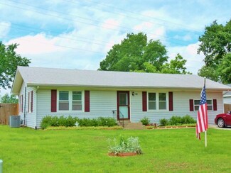 207 Mill St, Auxvasse, MO 65231