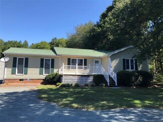 5418 New Town Rd, Waxhaw, NC 28173