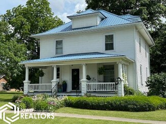303 W Main St, Wayland, IA 52654
