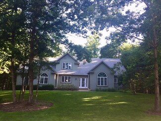 35 Shattuck Rd, Hadley, MA 01035