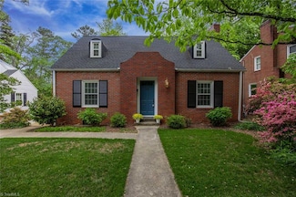 1116 Briarcliff Rd, Greensboro, NC 27408