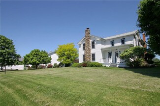 21 Mendon Center Rd, Honeoye Falls, NY 14472