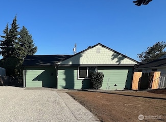 915 E 52nd St, Tacoma, WA 98404