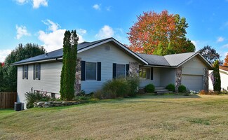2964 E Ridgeview St, Springfield, MO 65804