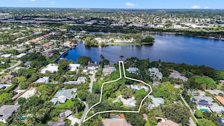 920 Hibiscus Ln, Delray Beach, FL 33444