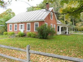 5220 Vermont Route 14, Sharon, VT 05065