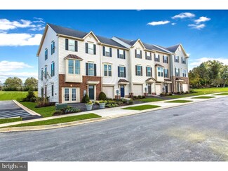 21 Twomey Ct, Wyncote, PA 19095