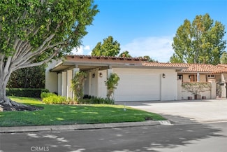 525 Vista Flora, Newport Beach, CA 92660