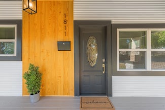 1811 Denver Ave, Fort Worth, TX 76164