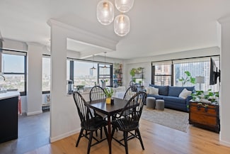 135 Montgomery St Unit 20G, Jersey City, NJ 07302