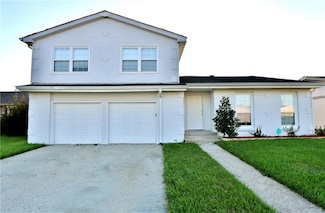 2316 Deerlick Ln, Harvey, LA 70058