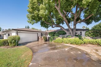 1115 S Whitney St, Visalia, CA 93277