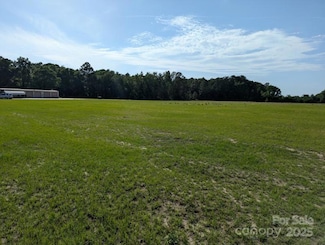 2128 N Fifth St, Hartsville, SC 29550