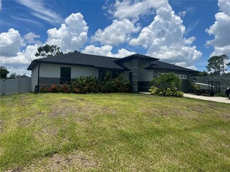 3454 NE 11th Ave, Cape Coral, FL 33909