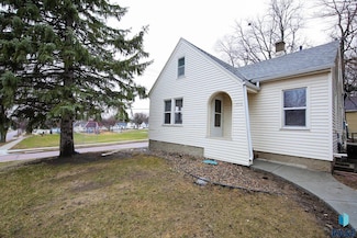 1330 W 14th St, Sioux Falls, SD 57104