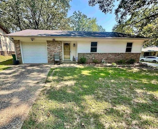 8222 Mark Ave, Sherwood, AR 72120