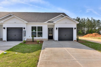 1032 Masterpiece Dr, Trenton, SC 29847