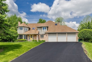 181 N Meadowlark Dr, Hawthorn Woods, IL 60047