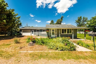 37 N 2nd St, Sheridan, WY 82801