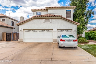 570 E Betsy Ln, Gilbert, AZ 85296