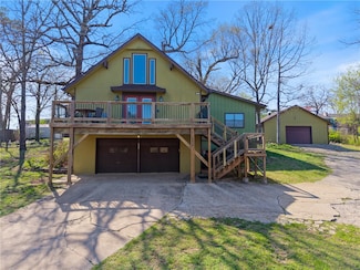 8059 Elm Ln, Rogers, AR 72756