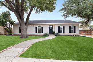 3102 Falkland Rd, Carrollton, TX 75007