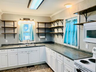 311 Bay Ave SE, Baudette, MN 56623
