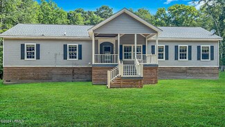 198 Gannet Point Rd, Beaufort, SC 29907