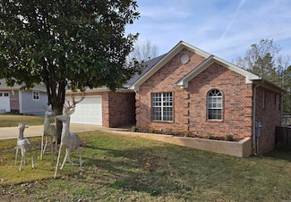 15 Mont Blanc Cove, Maumelle, AR 72113