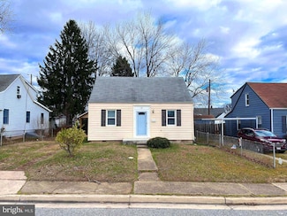 13 Plateau Rd, Essex, MD 21221