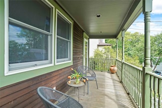 141 James St, Hastings On Hudson, NY 10706