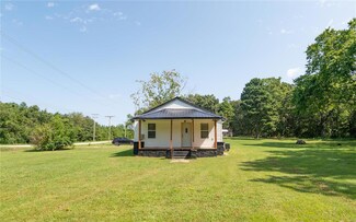 2924 Morrison Rd, Poplar Bluff, MO 63901