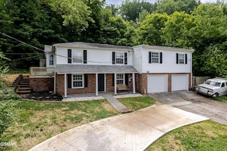 4220 Reed Rd, Louisville, TN 37777