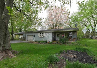5917 S Prairie St, Star City, IN 46985