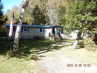 450 Tiffany Rd, Sidney, ME 04330