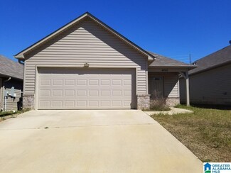 4849 Cove Ln, Mount Olive, AL 35117