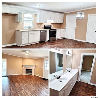 12588 Plum Dr, Lindale, TX 75771