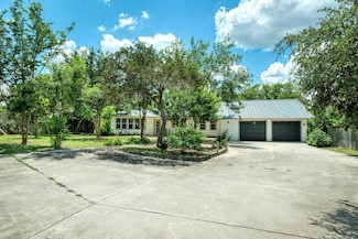 1606 Lone Man Mountain Rd, Wimberley, TX 78676
