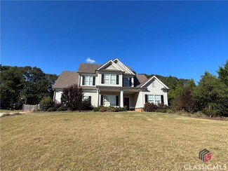 1070 Avalon Cir, Bogart, GA 30622